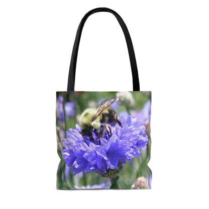 Lightweight Tote Bag - Bee on Bachelor's Button